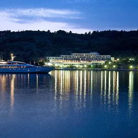 Adria Hotel 3*