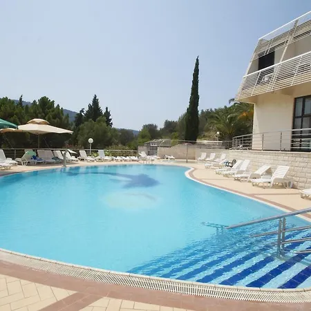 Adria מלון 3*