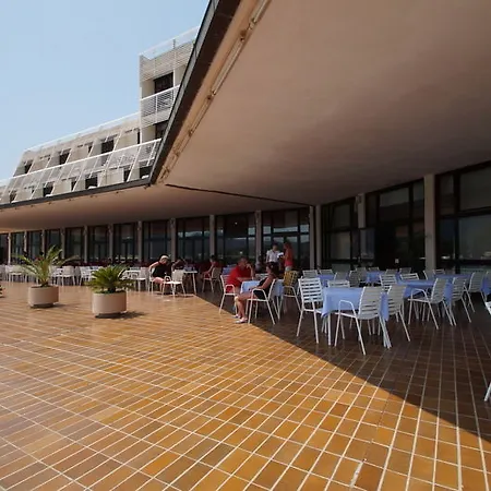 מלון Adria וולה לוקה