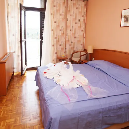 Adria Szálloda 3*