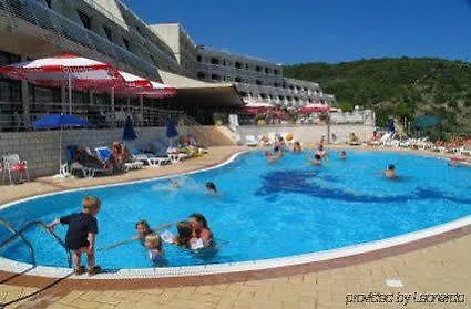 Adria 3* וולה לוקה